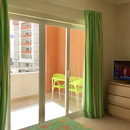 Apartamento Magnificent Studio For 3 Persons *